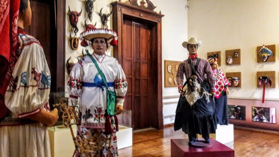 Máscaras e indumentarias de San Luis Potosí