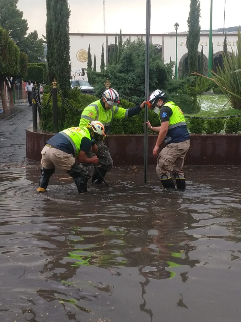 Desde Tlaxcala: Brinda Protección Civil apoyo a la población tras lluvia en la capital
