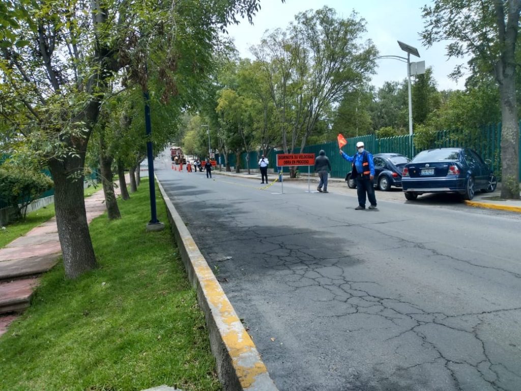 Inicia Secoduvi rehabilitación de empedrado en carretera Camino Real