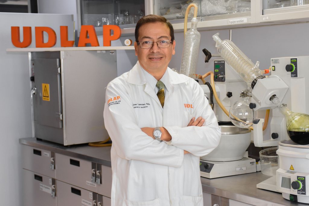 Cinco micro-gotitas, suficientes para infectar a una persona de COVID-19