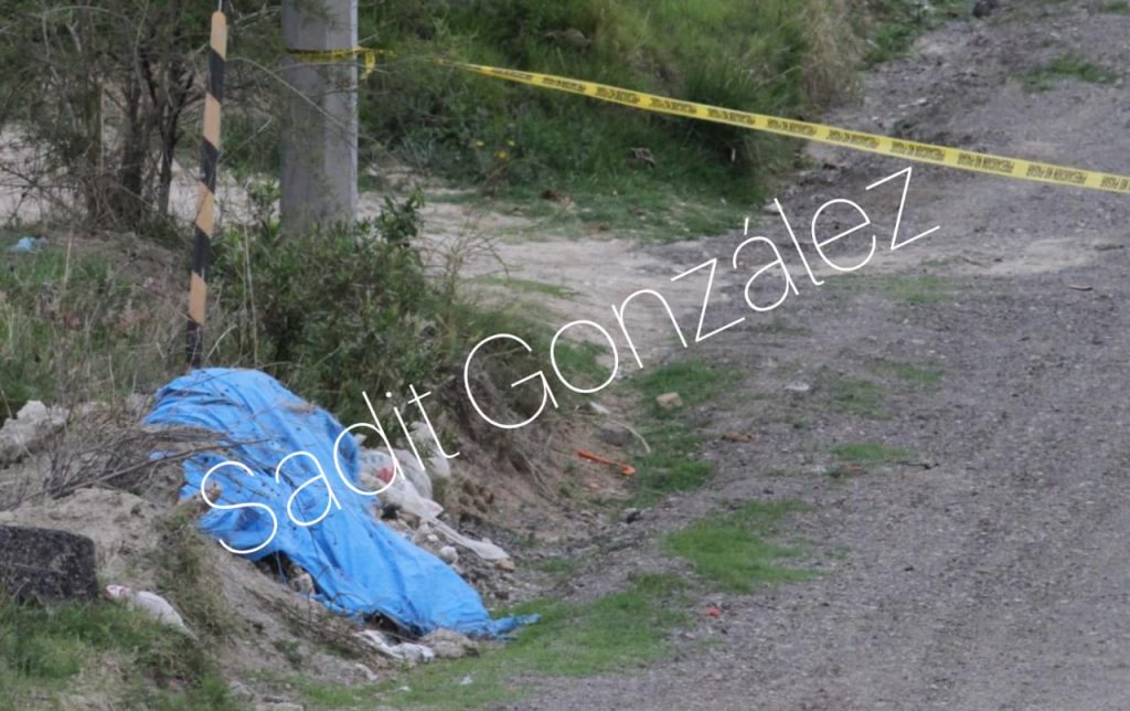 Tiran cadáver sin cabeza en la colonia Guadalupe Hidalgo