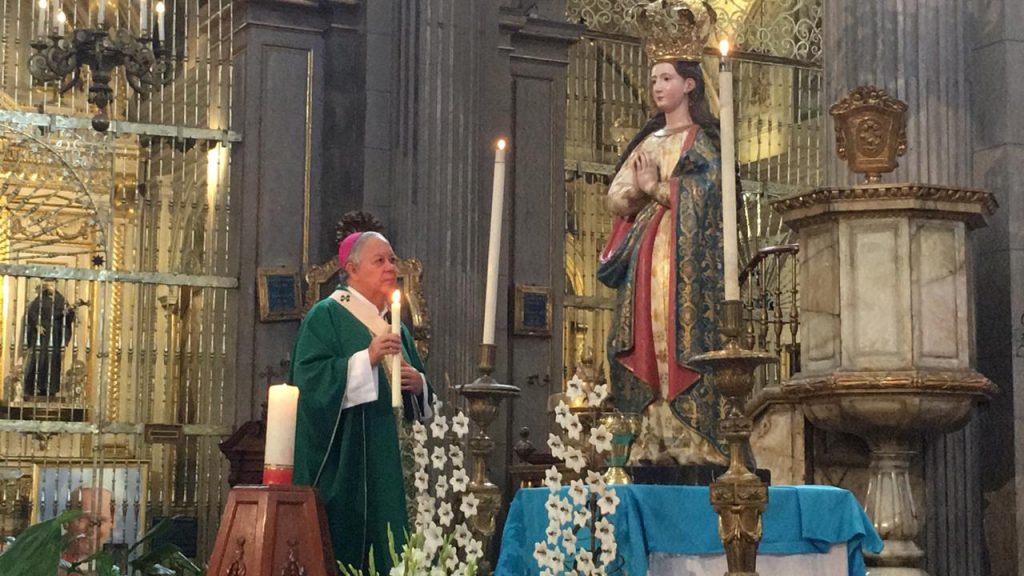 Llegaron a la arquidiócesis de Puebla 245 urnas con las cenizas de poblanos que murieron en Estados Unidos