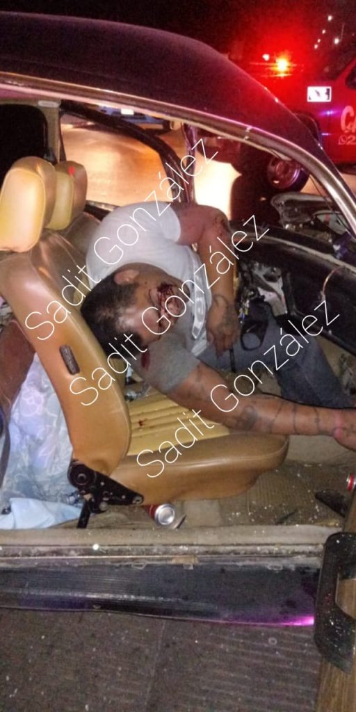 Video desde Puebla: Murió prensado luego de chocar en la federal a Tehuacán