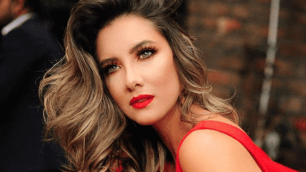 Miss Colombia luego de perder una pierna baila merengue con su hermano