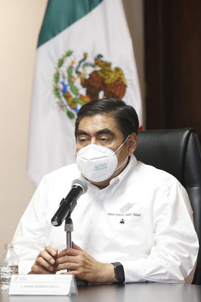 La atención a la salud de las y los poblanos en esta pandemia está garantizada: Barbosa Huerta.