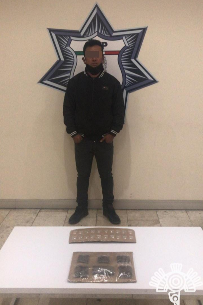 Policía Estatal detiene a presunto narcomenudista en Amozoc