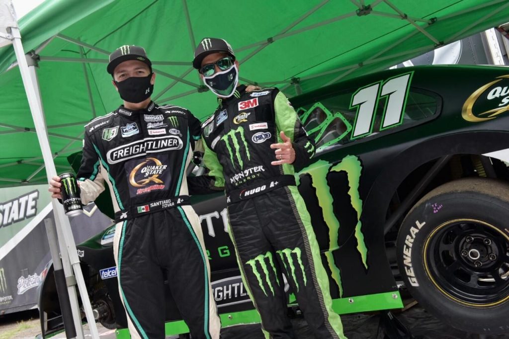 Hugo Oliveras, Santiago Tovar, Rubén Pardo y Giancarlo Vecchi concluyen la primera fecha de Nascar México en el top ten