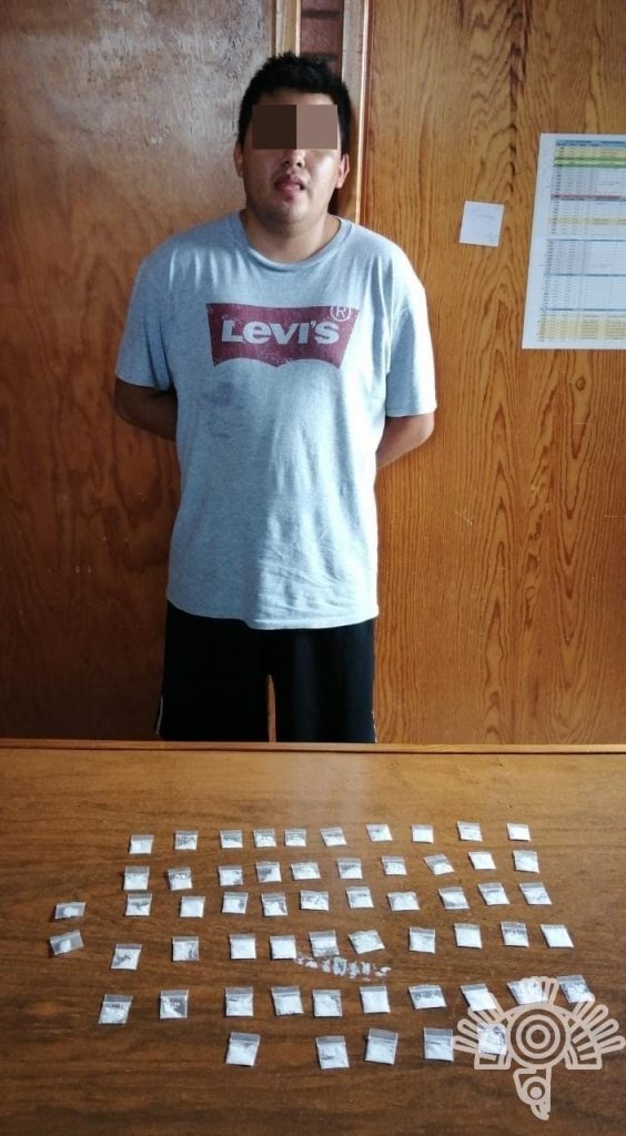 Detiene policía estatal a narcovendedor en Xicotepec