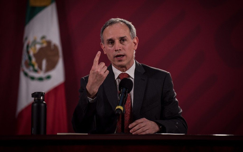 Dióxido de cloro, producto no autorizado para combatir Covid-19: López-Gatell | Video