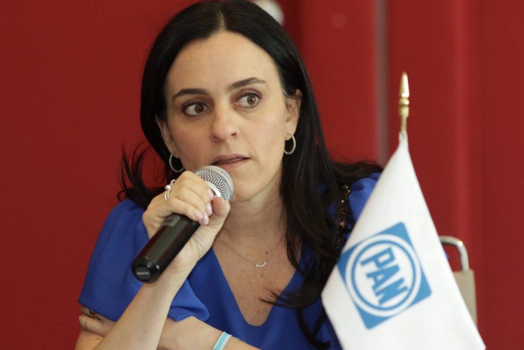 Se puede replicar en Puebla la prohibición de la venta de refrescos y alimentos chatarra en escuelas como en Oaxaca: Rodríguez Della Vecchia