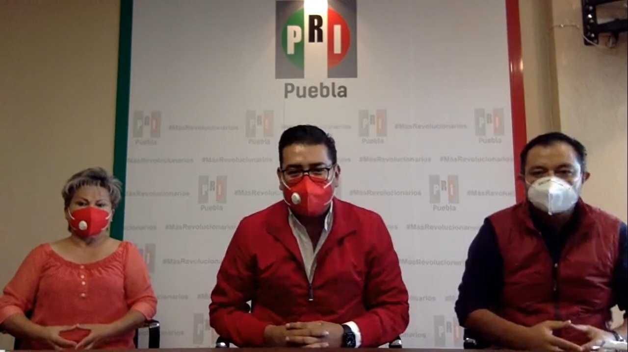 Solamente son 7 los ex militantes del PRI que se salieron, aseguró Merlo Talavera