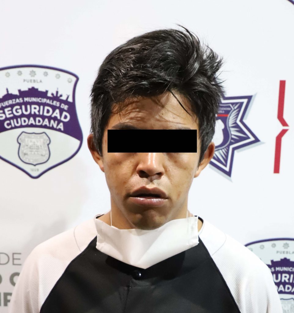 Detuvo Policía Municipal de Puebla a “el Niño Sicario y/o Monas”, presuntamente dedicado al robo a tiendas OXXO