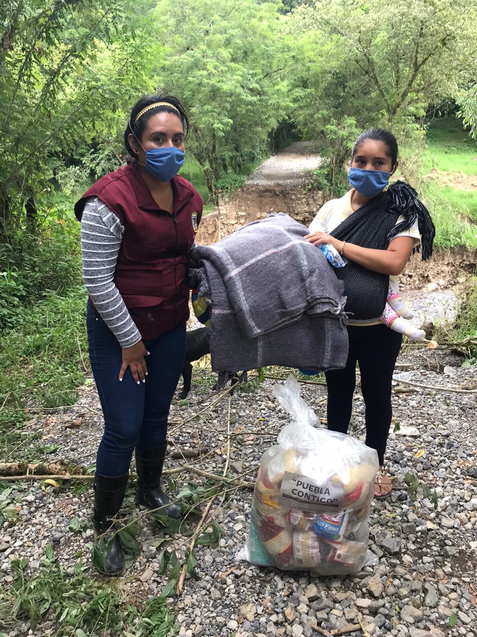 Apoya SEDIF a familias damnificadas por lluvias en Tepatlán y Amixtlán