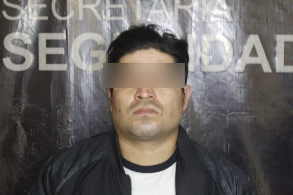 Policía estatal atrapa a criminal que operaba en mercados de Puebla capital