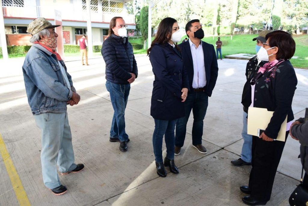 Presidenta Claudia Rivera entrega obras de infraestructura educativa en Totimehuacán