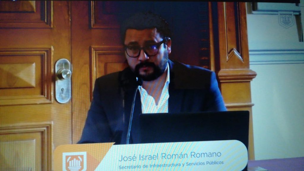 Más de 700 mdp, lo que se necesitaría para tapar todos los baches, señaló Israel Román Romano