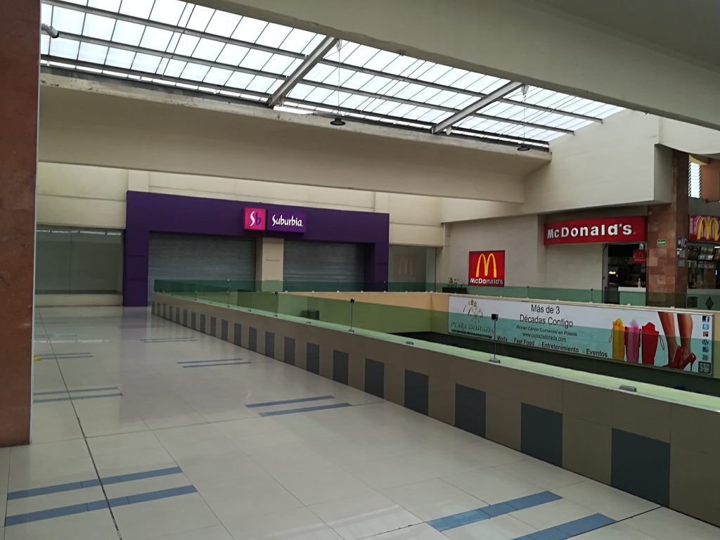 Centros Comerciales respetarán fecha de reapertura: Andrés Espinosa