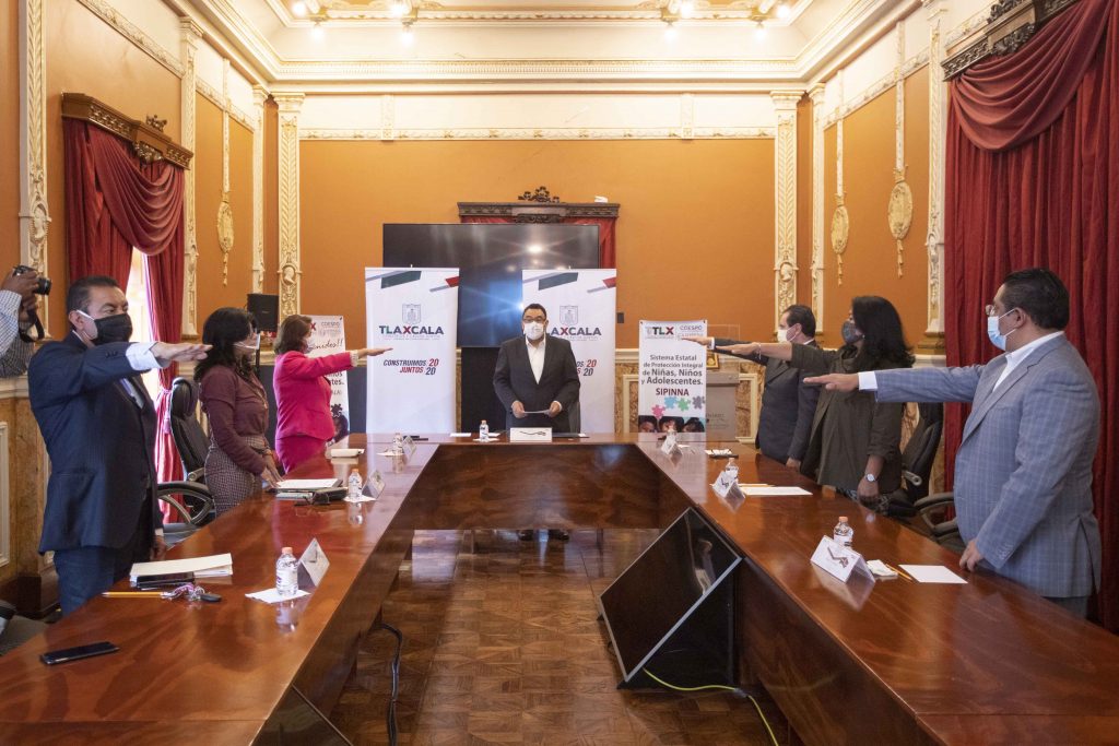 Rinden protesta nuevos integrantes del Sipinna-Tlaxcala