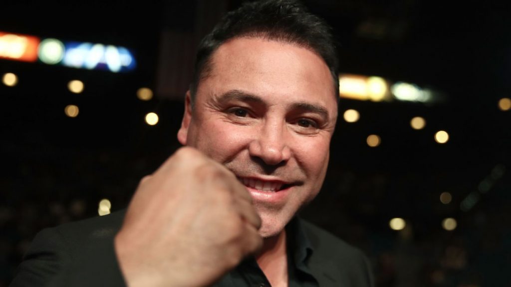 Óscar de la Hoya, con 47 años, saldrá del retiro para un combate oficial