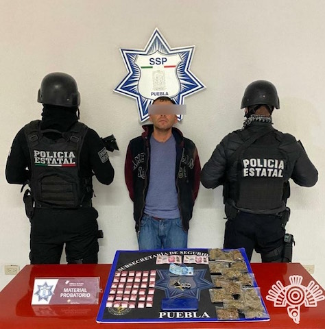 Policía Estatal detiene a presunto narcomenudista en Amozoc