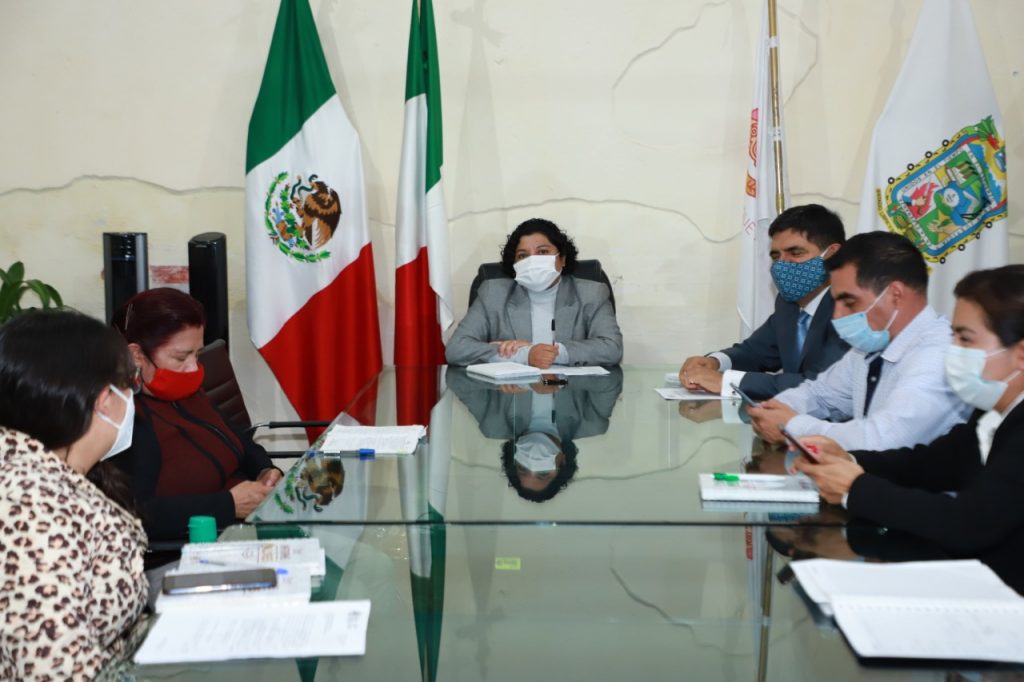 Rafael González asume como encargado del despacho de la secretaria de fomento económico; Hernán Reyes deja el cargo.