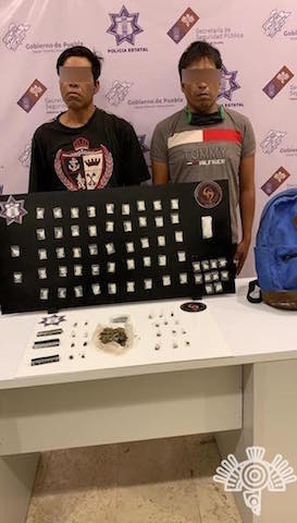 Dos presuntos narcomenudistas de Tehuacán, detenidos por SSP