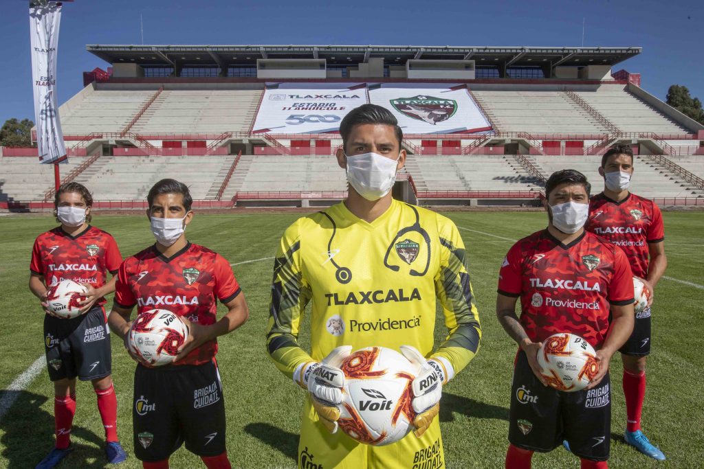 Coyotes vs Leones Negros, hoy por Tlaxcala televisión.