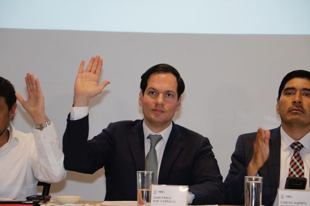 Ajustar el gasto público de Puebla por recorte, solicita el diputado Kuri