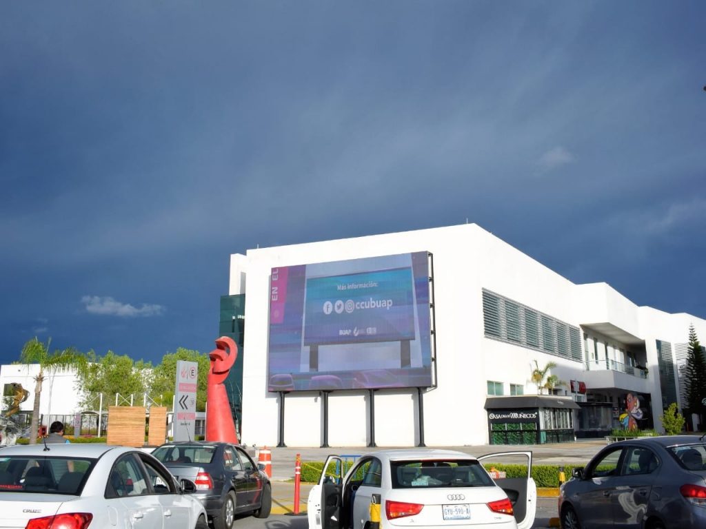 Este jueves ya habrá autocine en el CCU BUAP