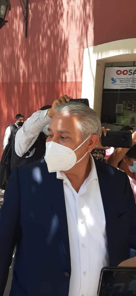 Secretario de Seguridad estatal realiza visita sorpresa al presidente municipal de Tehuacán