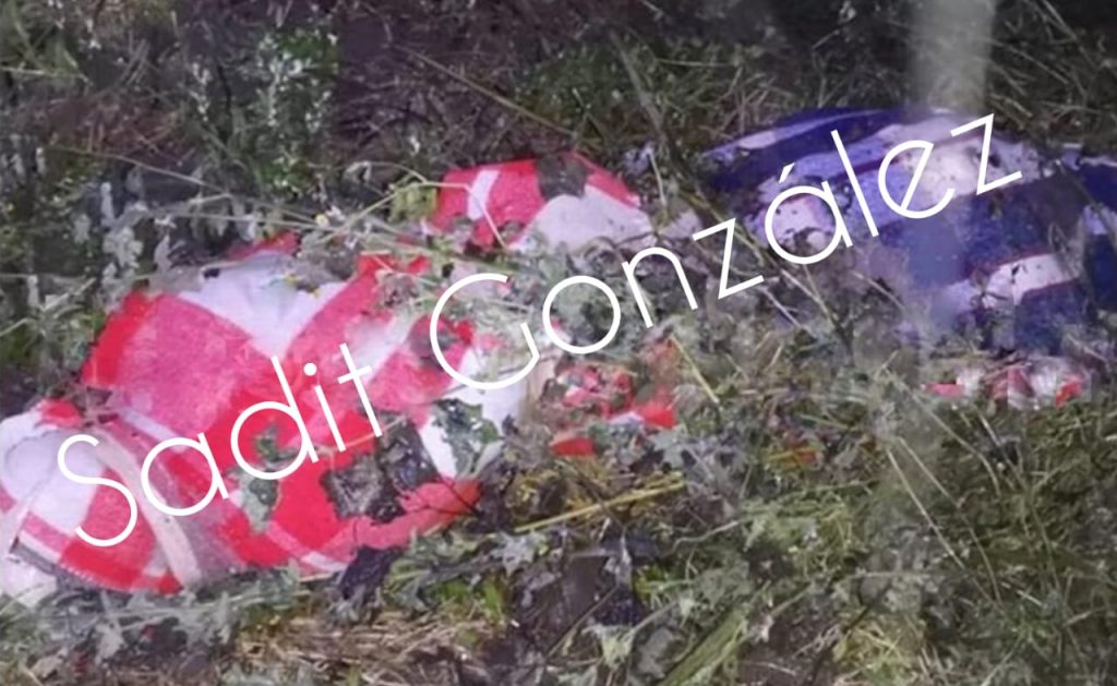 Hallan 2 cuerpos encobijados en Tlacotepec de Juárez