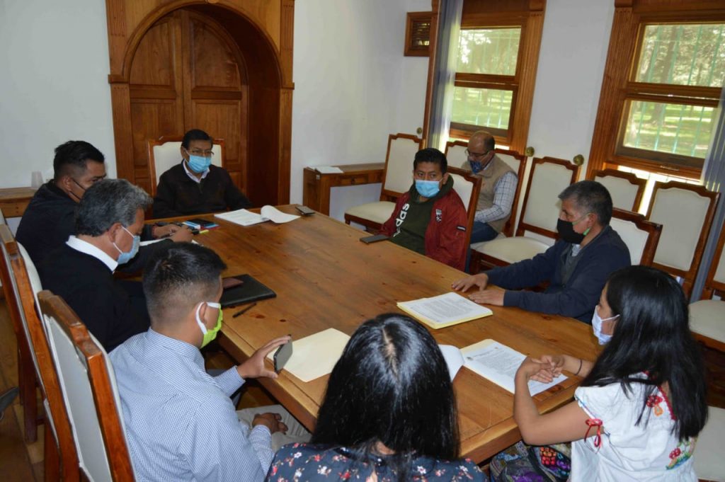 CGE y comunidades de Chiautempan acuerdan fortalecer la conservación de la Malinche