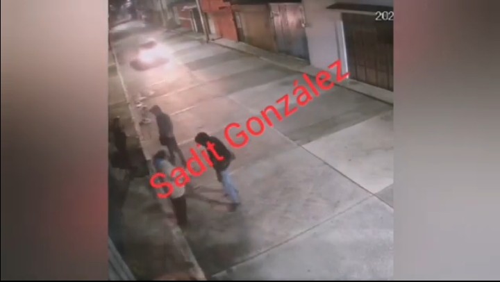 Video desde Puebla: Así asaltan a dos mujeres en Chachapa