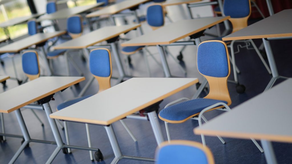 Han abandonado la escuela 10% de estudiantes mexicanos por COVID-19