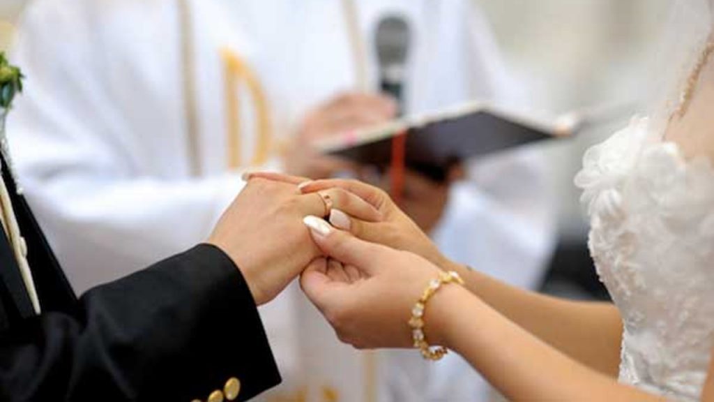 En febrero de 2019 se registró el mayor número de matrimonios con 13.3% (67 102)