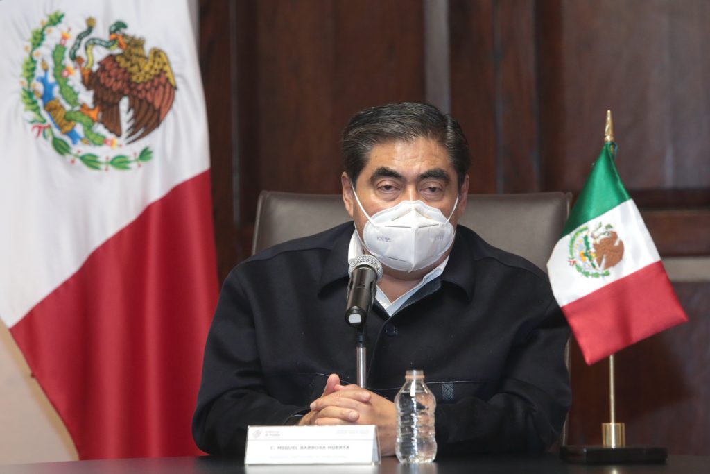 Video desde Puebla: Convoca Barbosa Huerta a redoblar esfuerzos para contener el Covid-19.