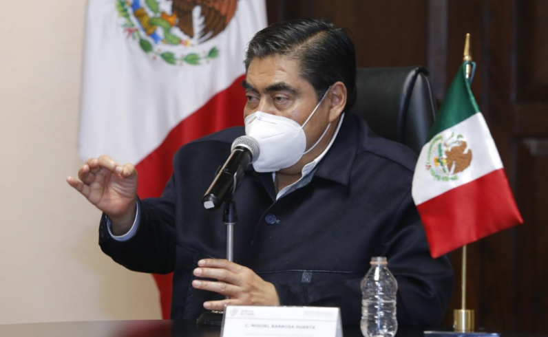 Video desde Puebla: Gobernador Barbosa admitió que federación recortará más del 5% del presupuesto para Puebla 