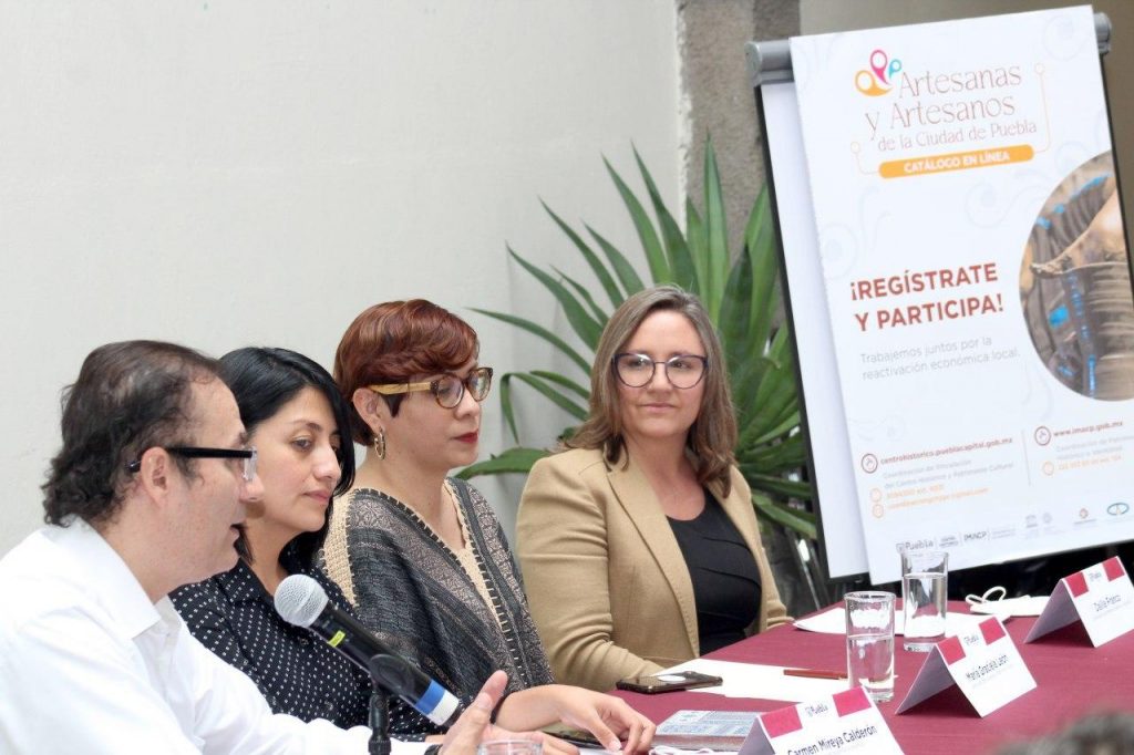 Ayuntamiento de Puebla promueve el trabajo de artesanas y artesanos a través de catálogo digital