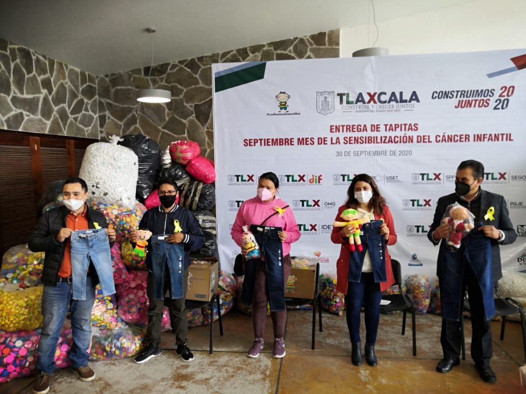 Entrega ITJ dos toneladas de tapas de plástico para apoyar a niños con cáncer.