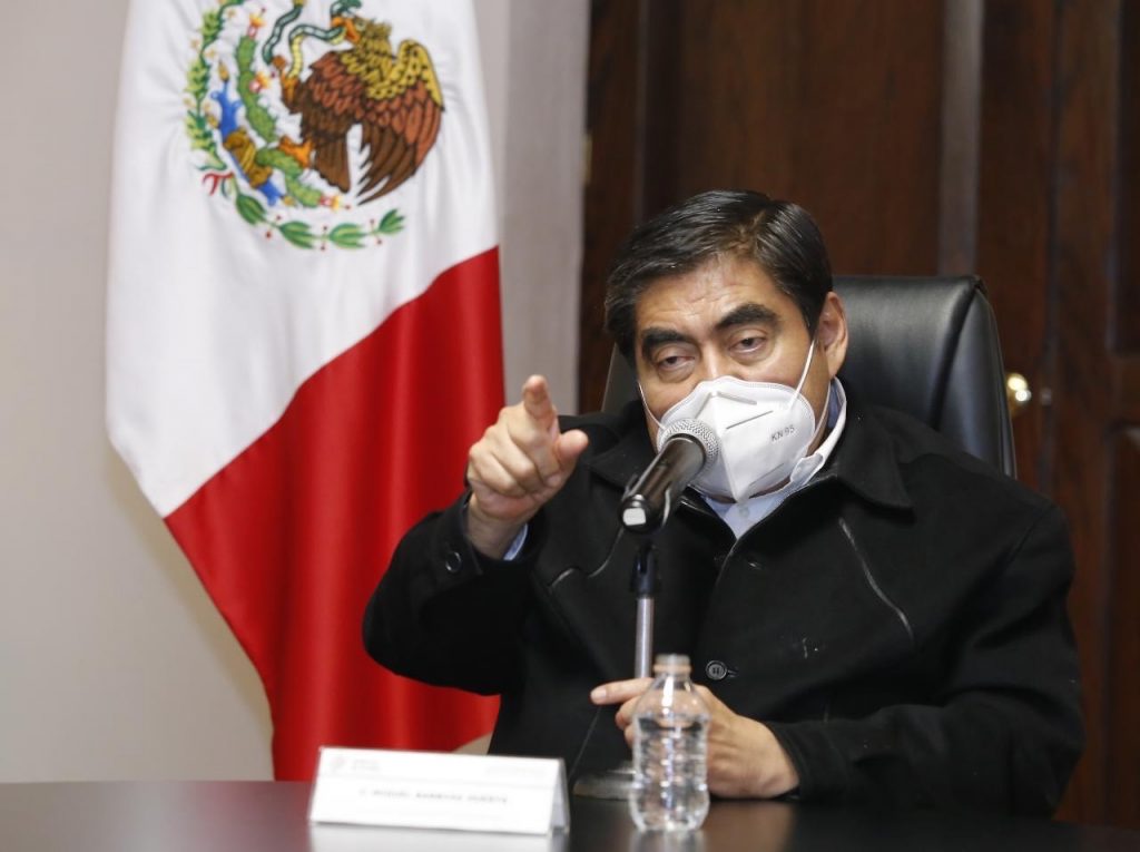 Gobernador Barbosa reveló que las concesiones morenovallistas de cafeterías serán reguladas