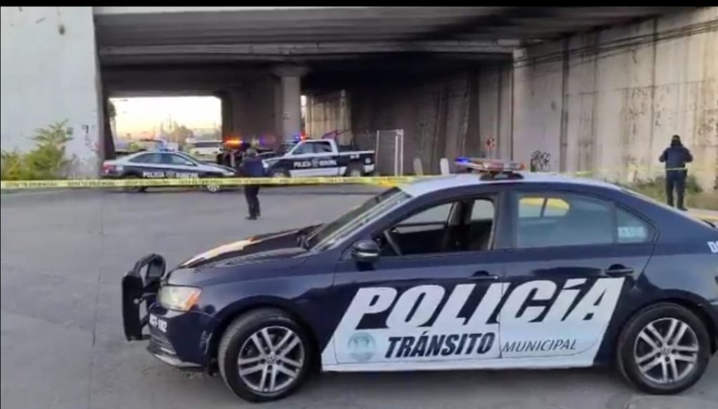 Video desde Puebla: Dejan restos humanos con narcomensaje en la México Puebla