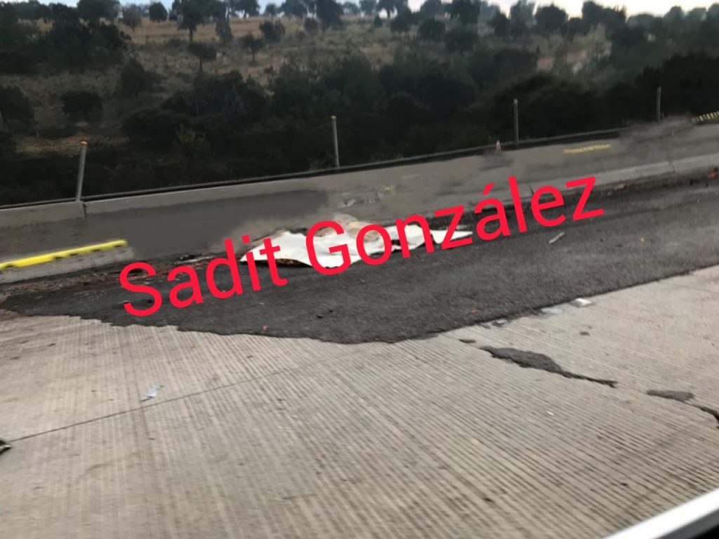 Un muerto, saldo de choque en el Arco Norte entre camioneta y tráiler