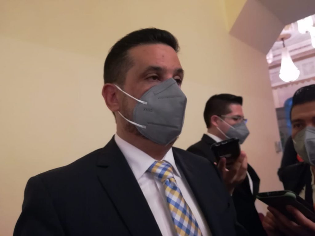 Video desde Puebla: Fallecidos por Coronavirus diecinueve trabajadores del ayuntamiento de la capital hasta el momento, admitió Gustavo Ariza