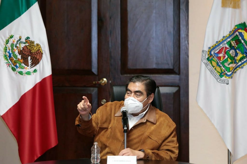 Gobernador Barbosa pidió al rector Alfonso Esparza no usar la autonomía universitaria para tapar delitos