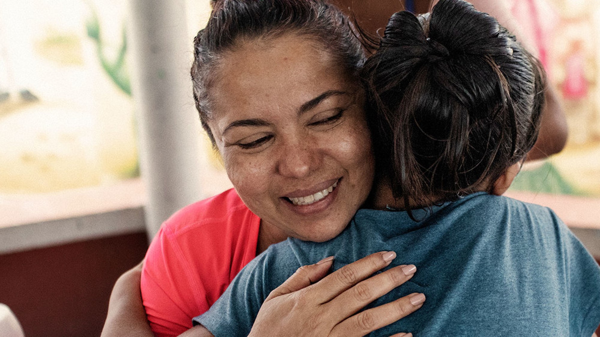 La situación de las niñas venezolanas en Colombia es “para ponerse a llorar”, describe Mayerlín Vergara