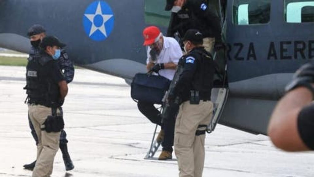 El gobierno de México y la FGR deben explicar la deportación del Comandante César Montes