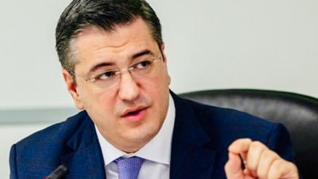 El presidente Tzitzikostas advierte al presidente Michel: ‎ retrasar el presupuesto y el plan de inversiones de la UE pone en peligro vidas, empleos y la recuperación