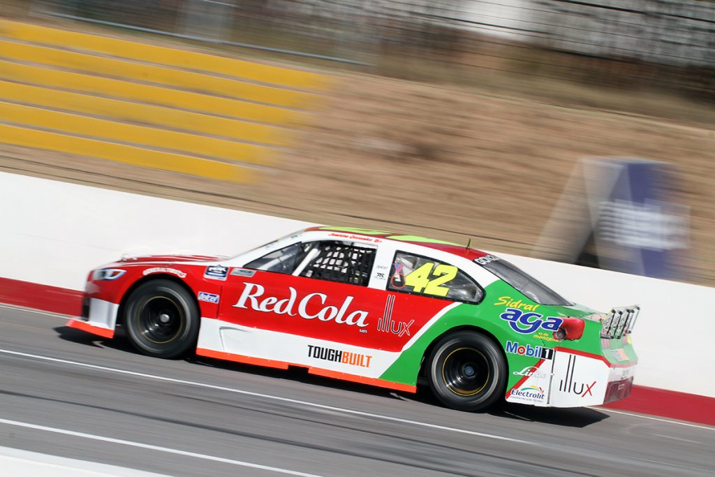 Juan Manuel González sale adelante gracias a su equipo en San Luis Potosí