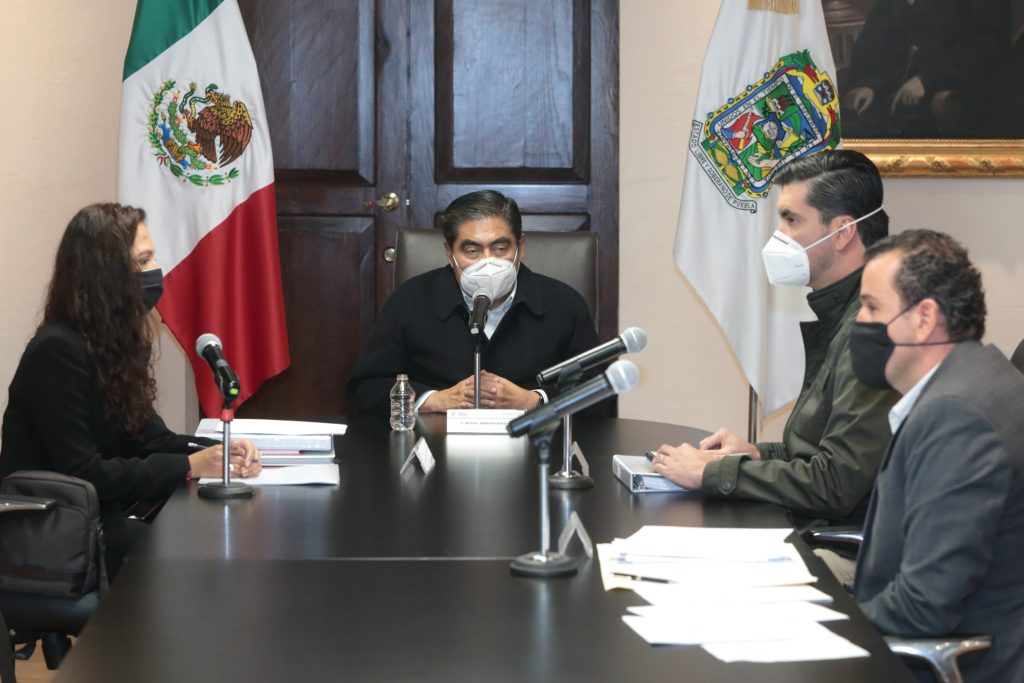 Monstruosa corrupción en Ruta, denuncian el gobernador Miguel Barbosa y Castro Corro