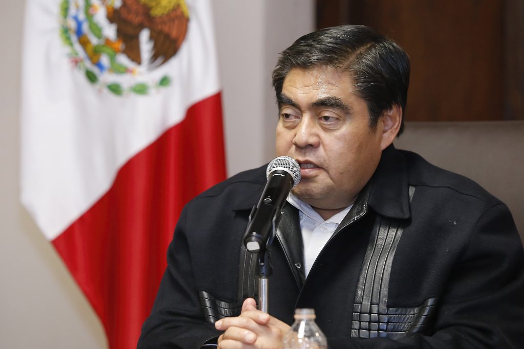 No me eligieron para darle vuelta a la página de la corrupción: Miguel Barbosa